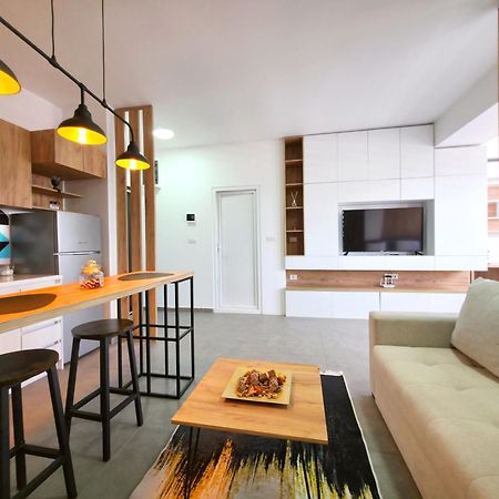 Urban Hostel & Apartments Скопие Екстериор снимка