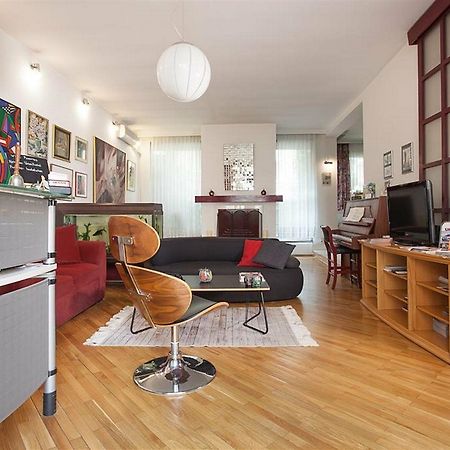 Urban Hostel & Apartments Скопие Екстериор снимка