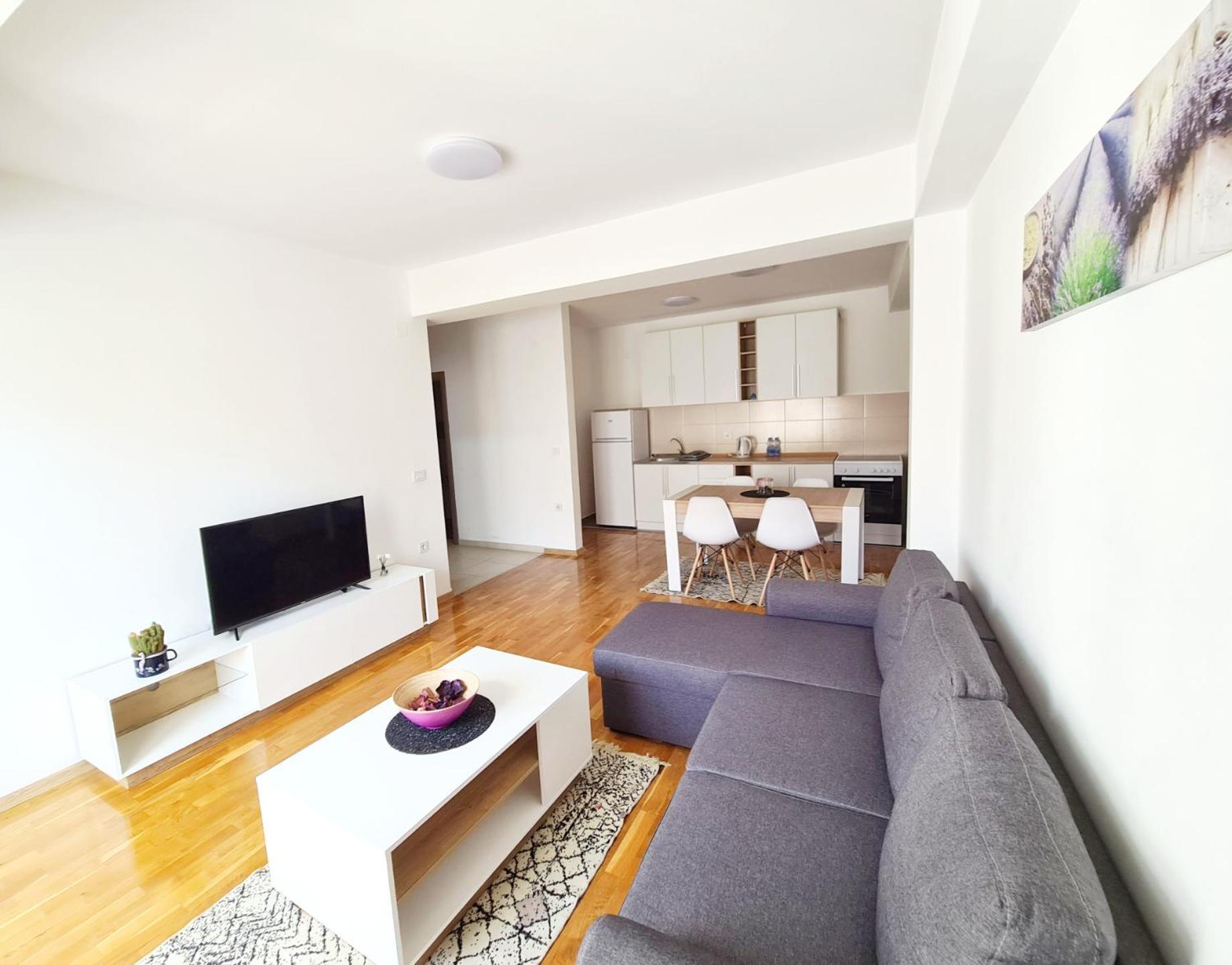 Urban Hostel & Apartments Скопие Екстериор снимка