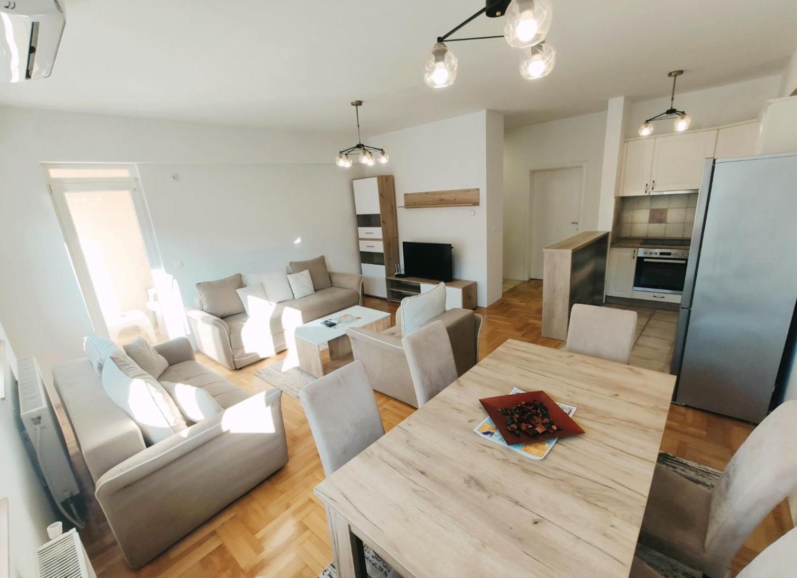 Urban Hostel & Apartments Скопие Стая снимка