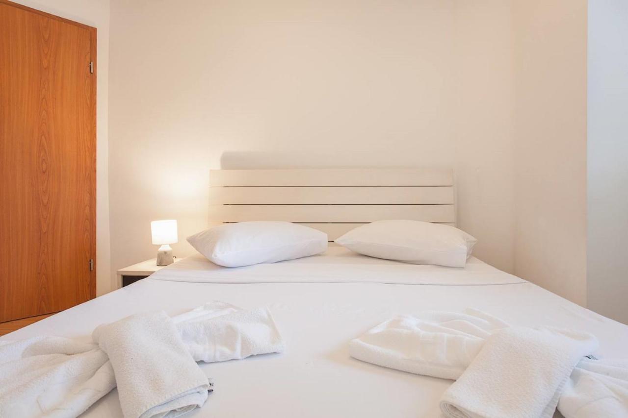 Urban Hostel & Apartments Скопие Екстериор снимка