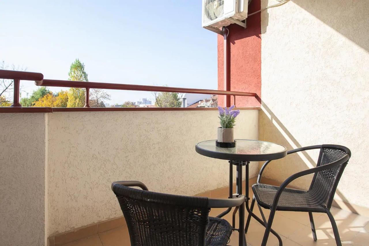 Urban Hostel & Apartments Скопие Екстериор снимка