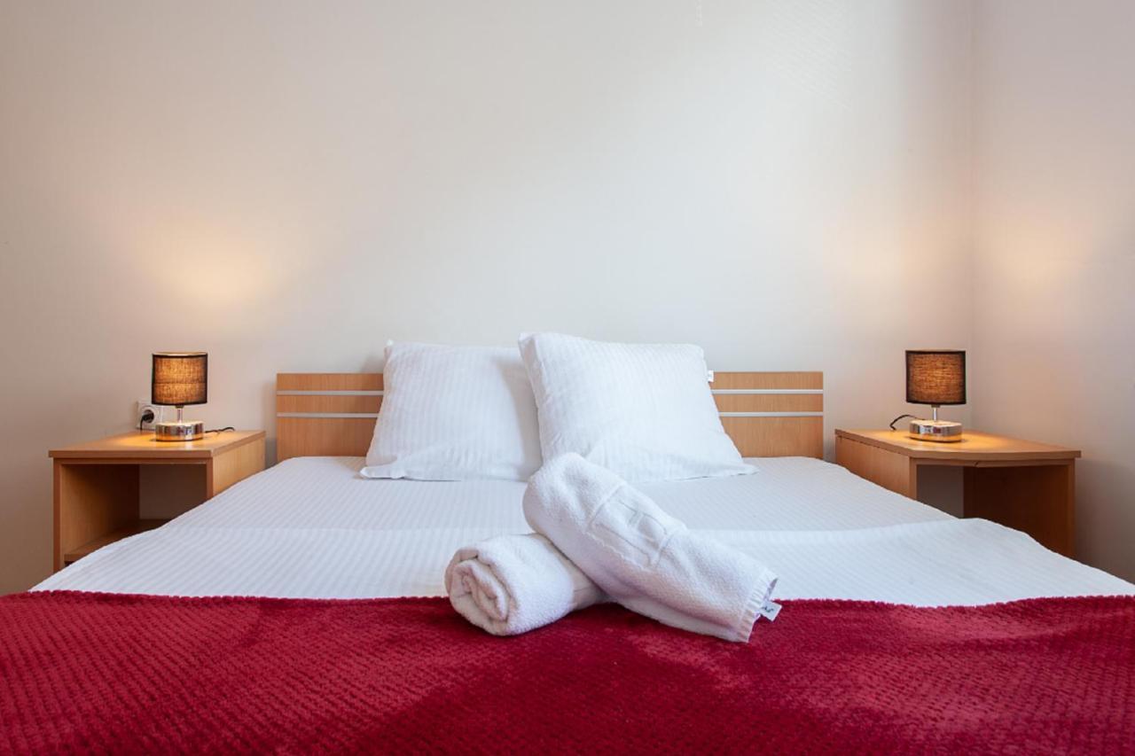 Urban Hostel & Apartments Скопие Екстериор снимка