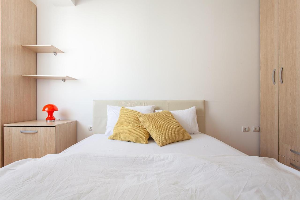 Urban Hostel & Apartments Скопие Екстериор снимка